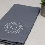 ttowel-monogram-leaf3