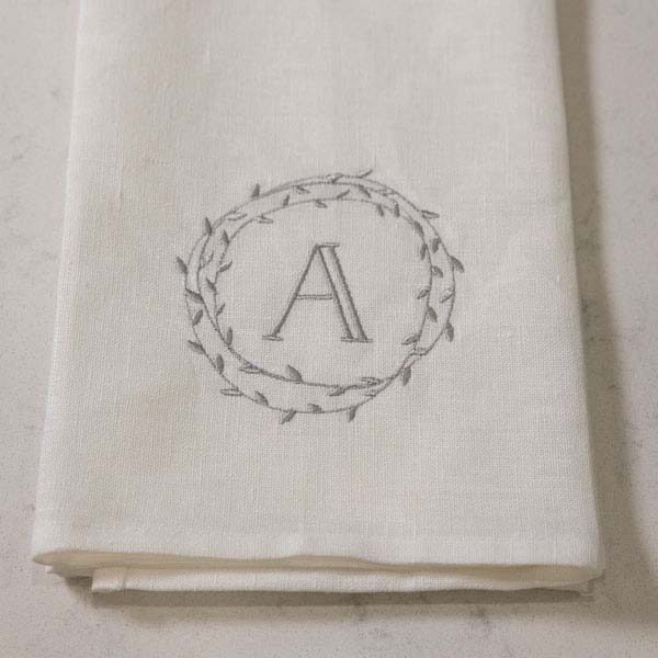 wreath-monogram-ttowel3